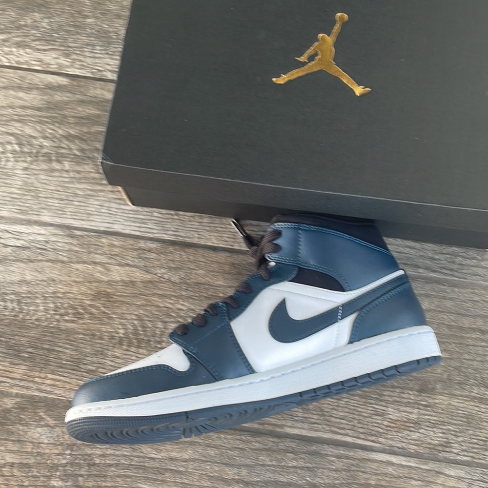 Air Jordan 1 Armory Navy Men’s Sneakers - Picture 6 of 8